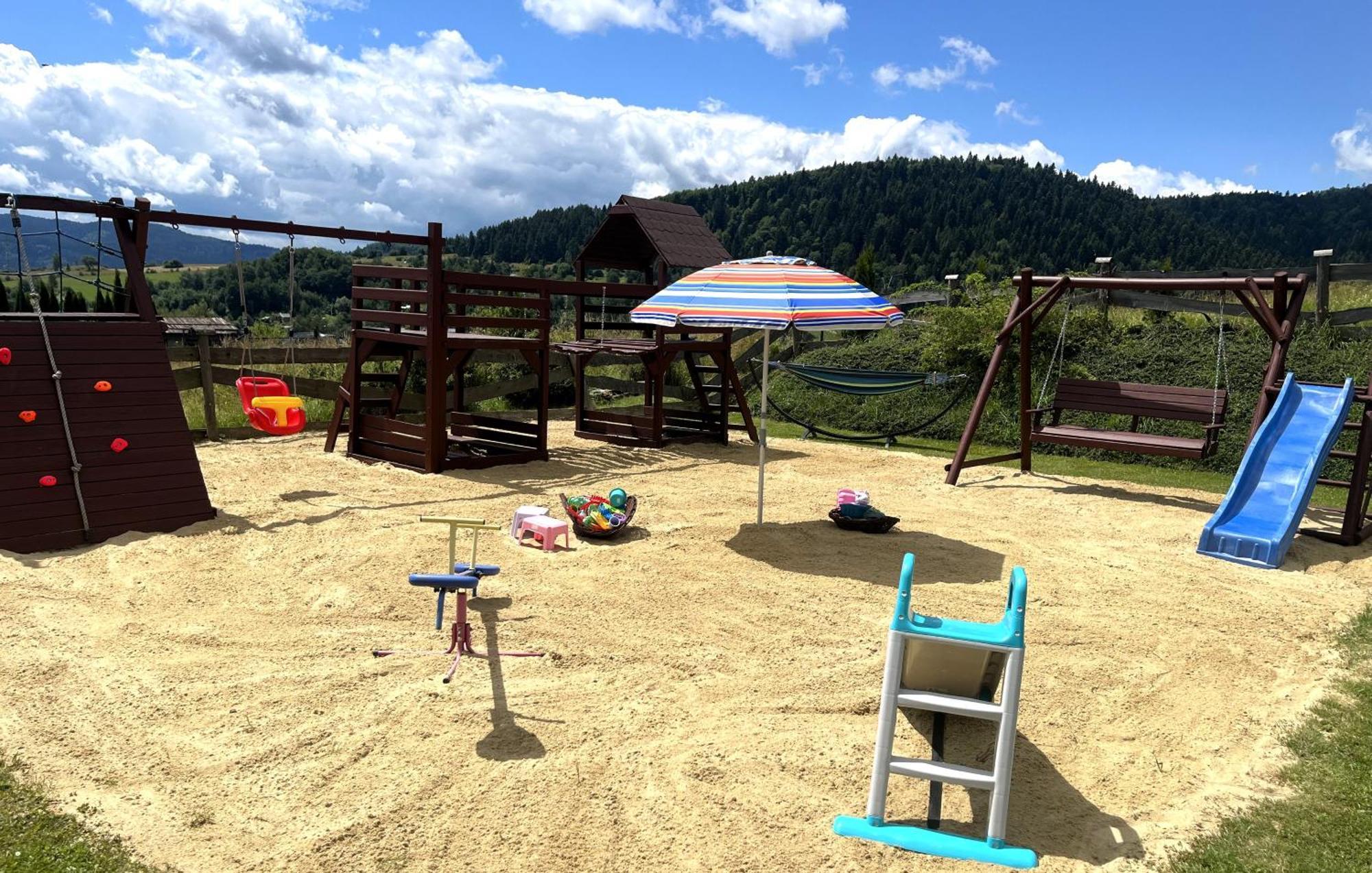 Apartamenty Mgm Resorts Krynica Zdroj Bagian luar foto